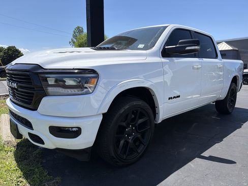 Certified 2022 RAM 1500 Laramie AWD/4WD image 3