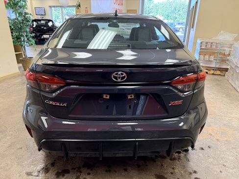 Used 2024 Toyota Corolla XSE FWD image 9