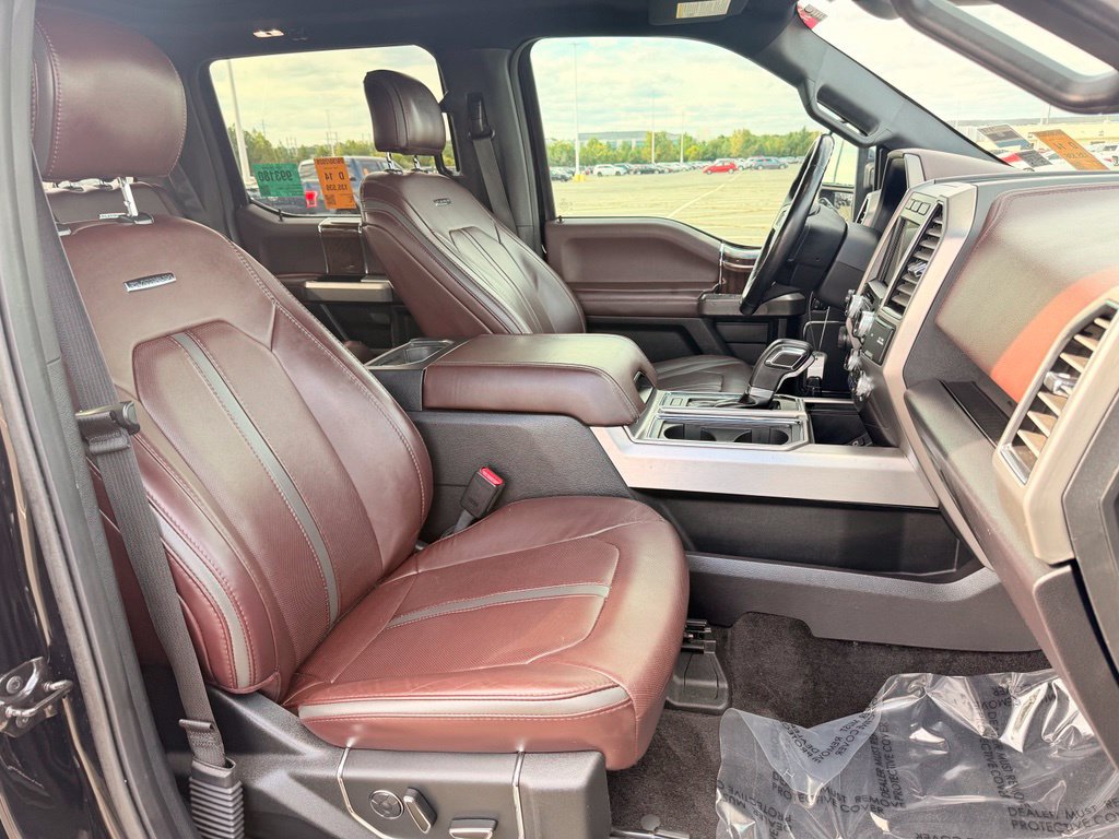 Used 2017 Ford F150 Platinum w/ Equipment Group 701A Luxury AWD/4WD image 11