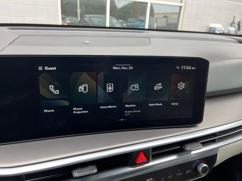 Certified 2025 Kia Sorento SX Prestige image 21