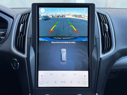 Used 2022 Ford Edge SEL w/ Convenience Package image 25