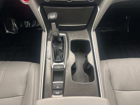 Used 2018 Honda Accord EX-L image 21