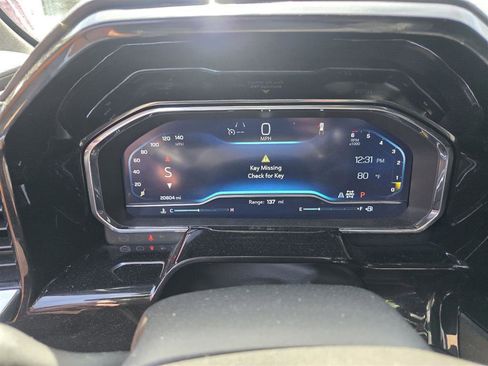 Used 2023 Chevrolet Silverado 1500 RST w/ Convenience Package II image 7