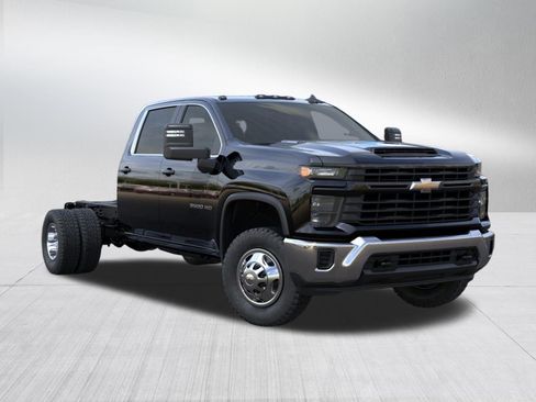 New 2026 Chevrolet Silverado 3500 W/T AWD/4WD image 8