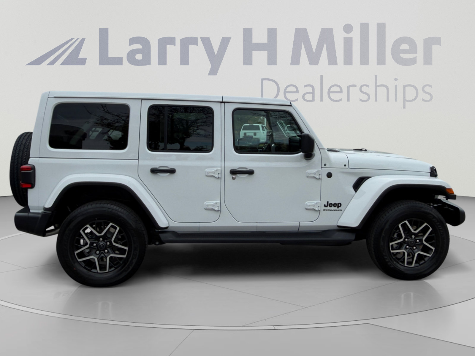 New 2027 Jeep Wrangler Unlimited Sahara AWD/4WD image 6