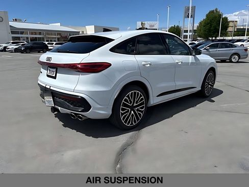 New 2026 Audi SQ5 Premium Plus AWD/4WD image 3