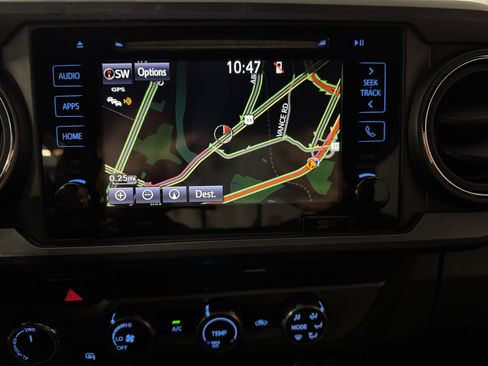 Used 2019 Toyota Tacoma TRD Off-Road image 29