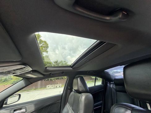 Used 2016 Dodge Charger R/T RWD image 16