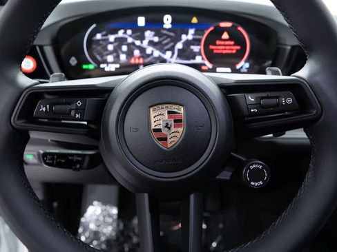 Certified 2026 Porsche Cayenne AWD/4WD image 14