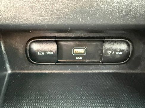Used 2023 Kia Seltos LX AWD/4WD image 5
