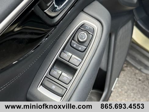 Used 2024 Subaru Outback Touring AWD/4WD image 15