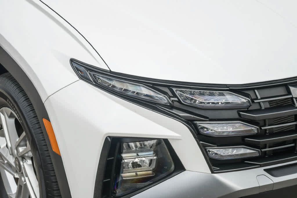 Used 2025 Hyundai Tucson SE FWD image 5