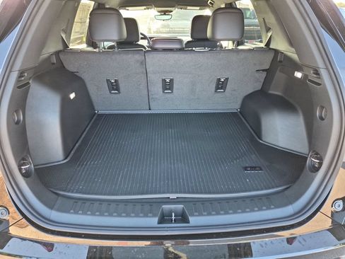 New 2027 GMC Terrain AT4 w/ Convenience Package III AWD/4WD image 43