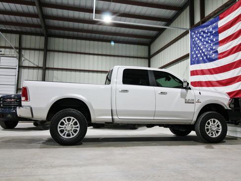 Used 2015 RAM 2500 Laramie w/ Convenience Group AWD/4WD image 13