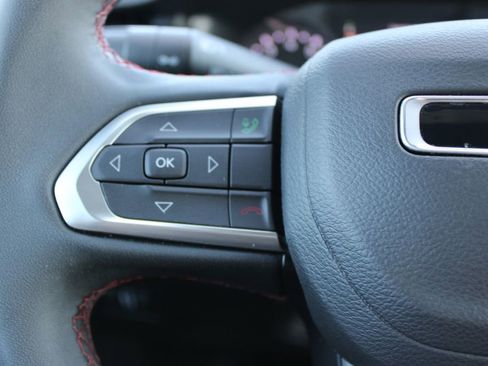 Used 2025 Jeep Compass Trailhawk w/ Trailer Tow Group image 36