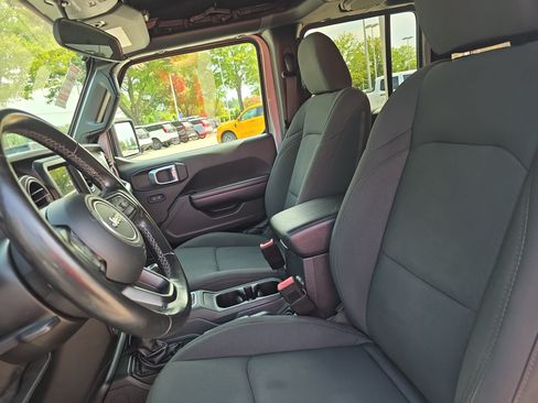 Used 2021 Jeep Wrangler Unlimited Sport AWD/4WD image 14