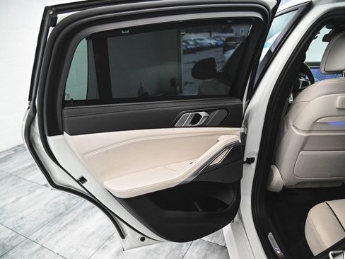 Used 2023 BMW X6 xDrive40i w/ Executive Package image 12