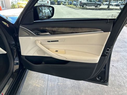 Used 2023 BMW 540i w/ M Sport Package RWD image 23