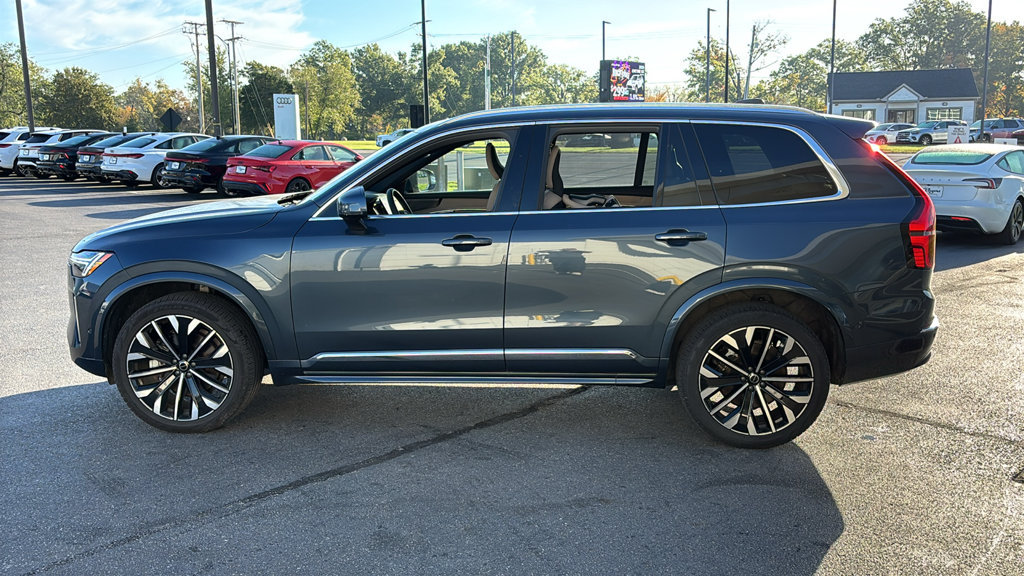 Certified 2026 Volvo XC90 B6 Plus AWD/4WD image 3