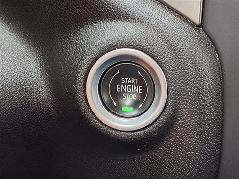 Used 2022 Chevrolet Silverado 2500 LTZ w/ LTZ Convenience Package image 14