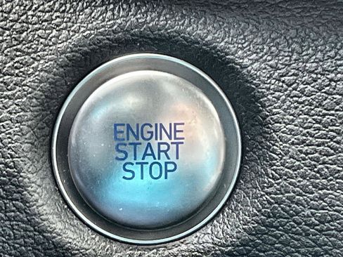 Used 2023 Hyundai Santa Fe SEL image 30