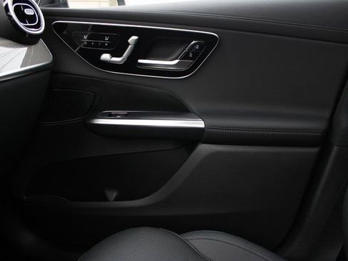 New 2026 Mercedes-Benz GLC 300 4MATIC image 29