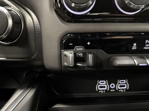 New 2026 RAM 1500 4x4 Crew Cab image 24