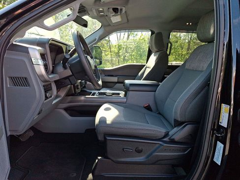 Used 2024 Ford F250 XLT w/ XLT Premium Package AWD/4WD image 13