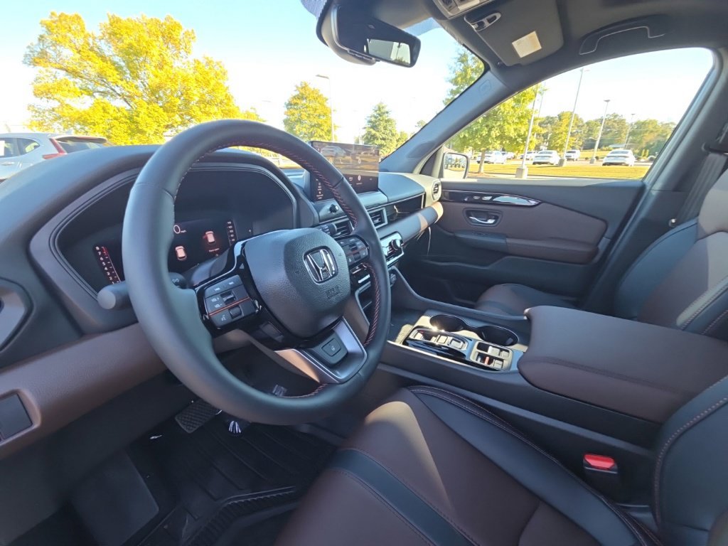 New 2026 Honda Pilot TrailSport image 25