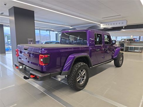 New 2026 Jeep Gladiator Mojave image 2