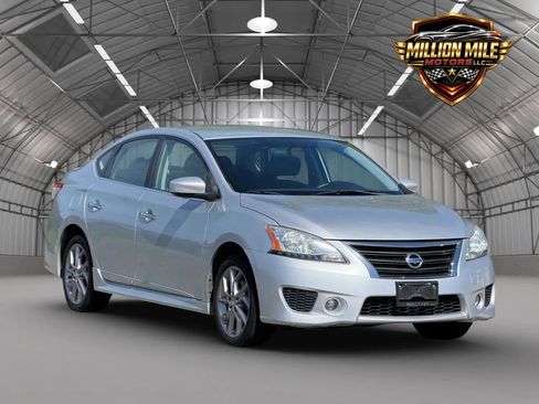 Used 2014 Nissan Sentra SR w/ SR Driver Package FWD image 1