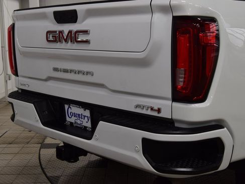 Used 2023 GMC Sierra 2500 AT4 w/ AT4 Premium Plus Package image 23