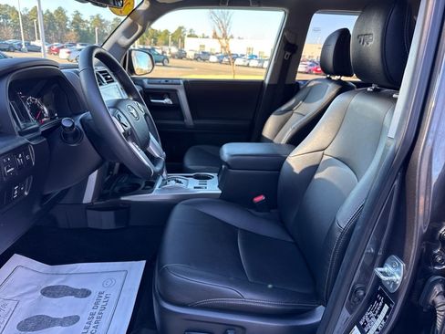 Used 2023 Toyota 4Runner TRD Sport image 13