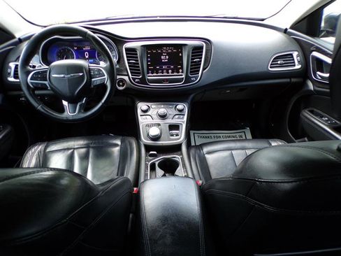 Used 2015 Chrysler 200 C w/ Navigation & Sound Group I image 29