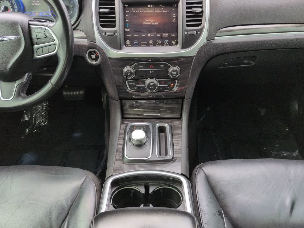 Used 2019 Chrysler 300 Touring L w/ Quick Order Package 22F RWD image 18