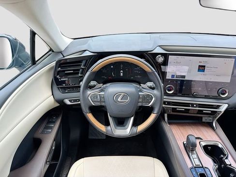 Used 2025 Lexus RX 350 Premium Plus w/ Accessory Package (Z1) FWD image 18