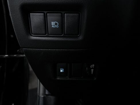 Used 2021 Toyota C-HR LE image 20