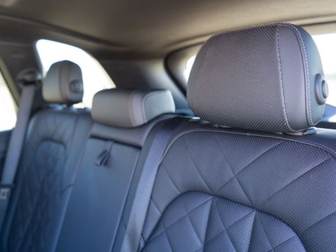 Used 2023 BMW X5 sDrive40i image 25