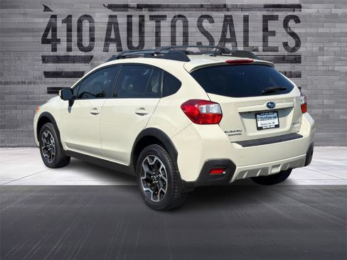 Used 2017 Subaru Crosstrek 2.0i Premium w/ Moonroof Package AWD/4WD image 8