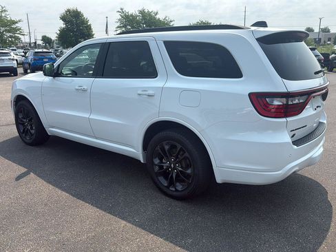 Used 2025 Dodge Durango GT AWD/4WD image 4
