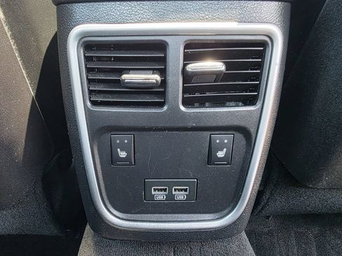 Used 2015 Dodge Charger SXT w/ AWD Plus Group image 23