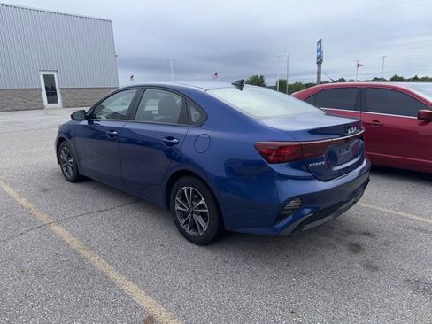 Used 2024 Kia Forte LXS FWD image 4