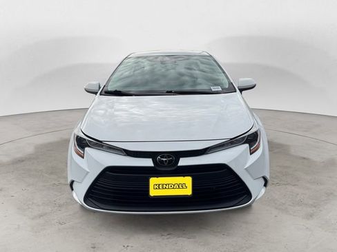 Used 2024 Toyota Corolla LE image 8