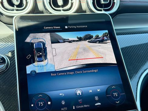 Used 2025 Mercedes-Benz GLC 43 AMG 4MATIC image 32