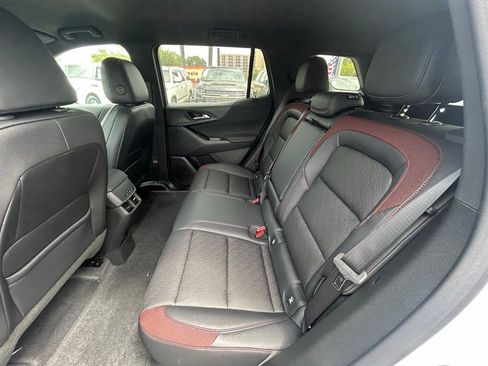 New 2026 Chevrolet Equinox RS w/ Convenience Package III AWD/4WD image 14