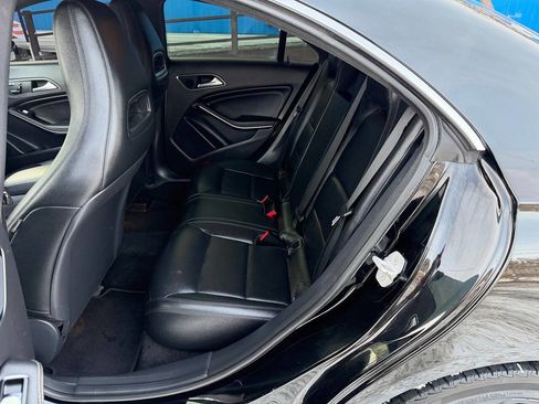 Used 2014 Mercedes-Benz CLA 250 4MATIC image 11