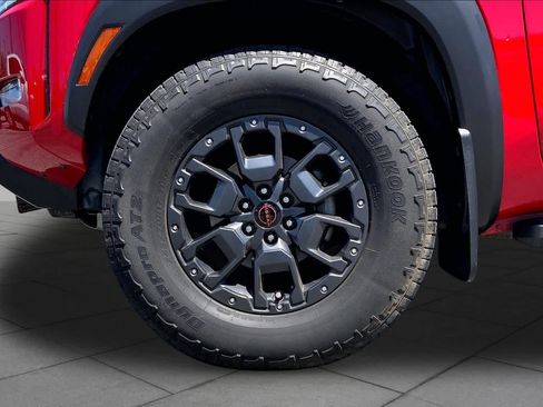 Used 2023 Nissan Frontier PRO-4X w/ Pro-4X Premium Package AWD/4WD image 10
