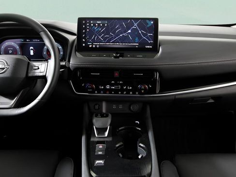 Used 2025 Nissan Rogue SL w/ SL Premium Package image 28