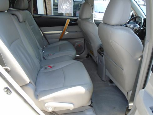 Used 2008 Toyota Highlander Limited AWD/4WD image 11