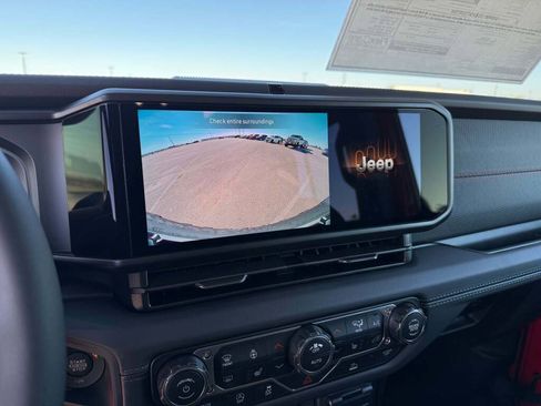 New 2026 Jeep Wrangler Unlimited Rubicon image 31